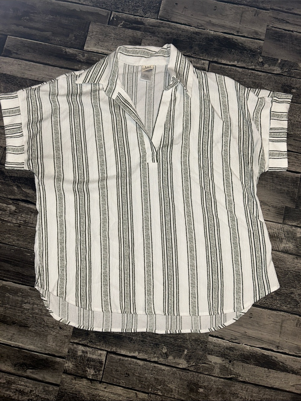 Wrapper White Short Sleeve Button Down Shirt with Black Stripes